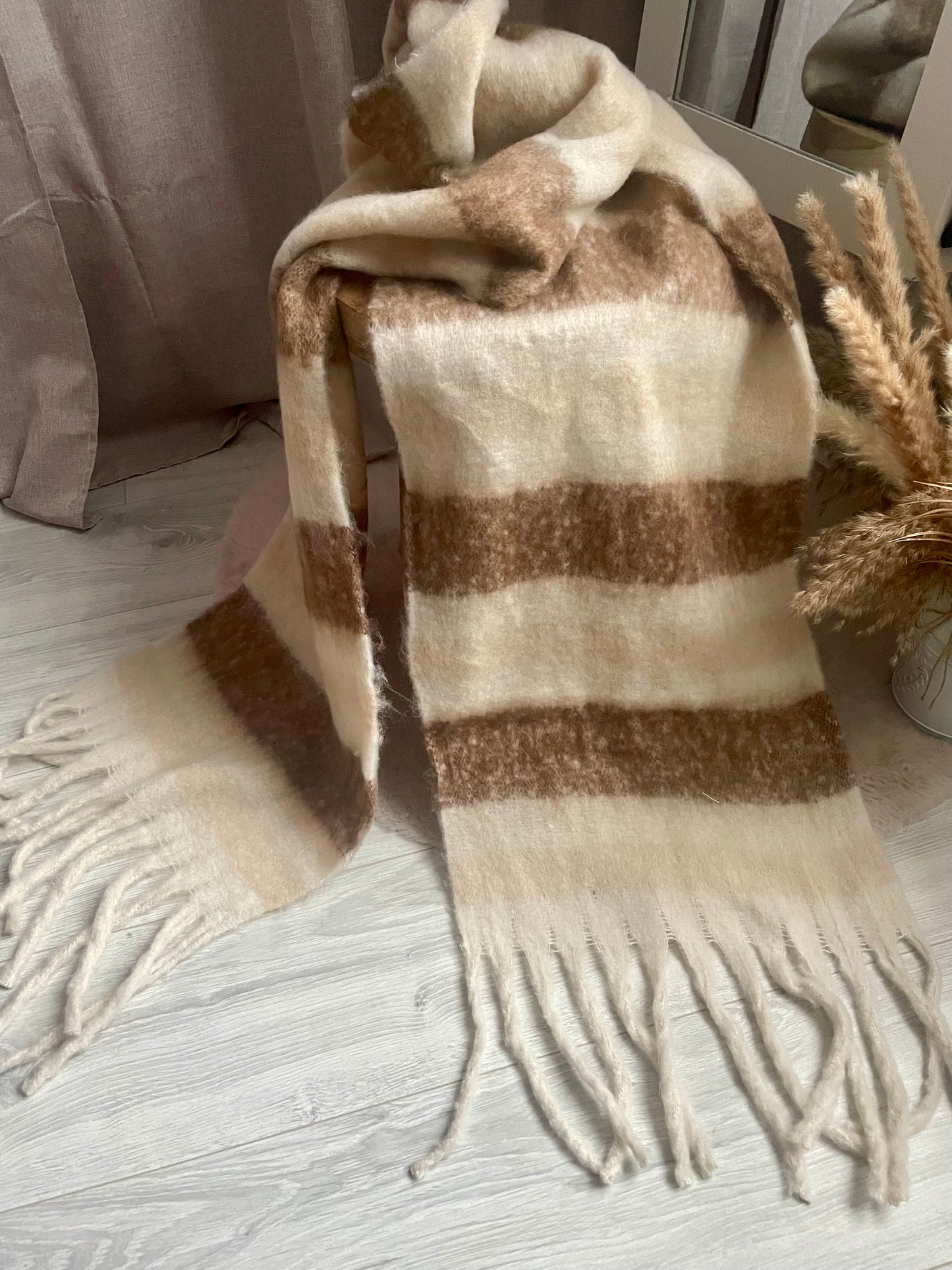Écharpe douce et épaisse à franges multicolore ton beige marron Lou