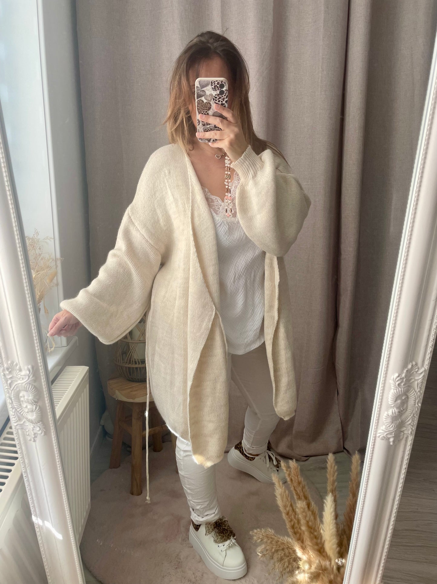 Cardigan mi-long cache cœur beige Lya
