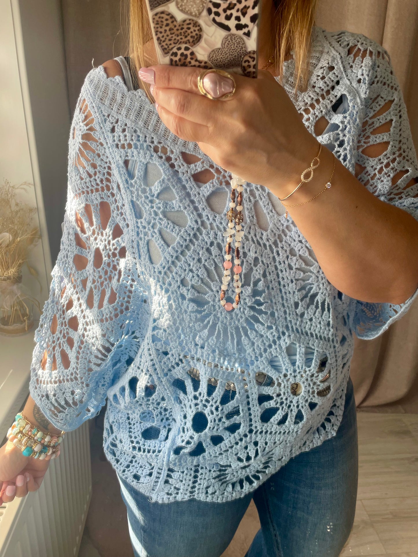 Top ample en crochet bohème bleu ciel Amélie