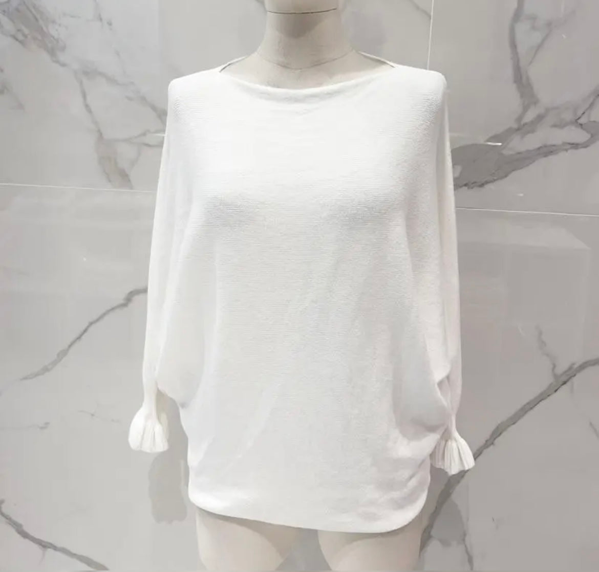 Pull blanc petite maille manches chauve-souris Mya