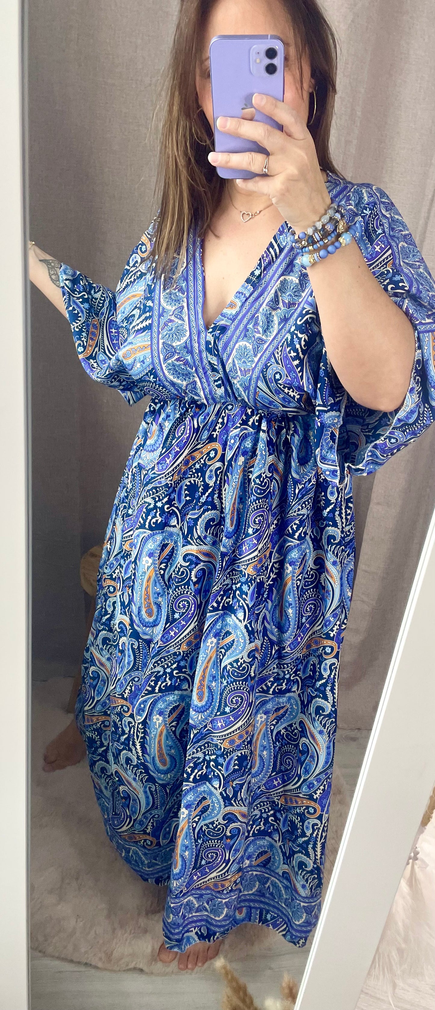 Robe Longue motif cachemire en soie bleu Clara