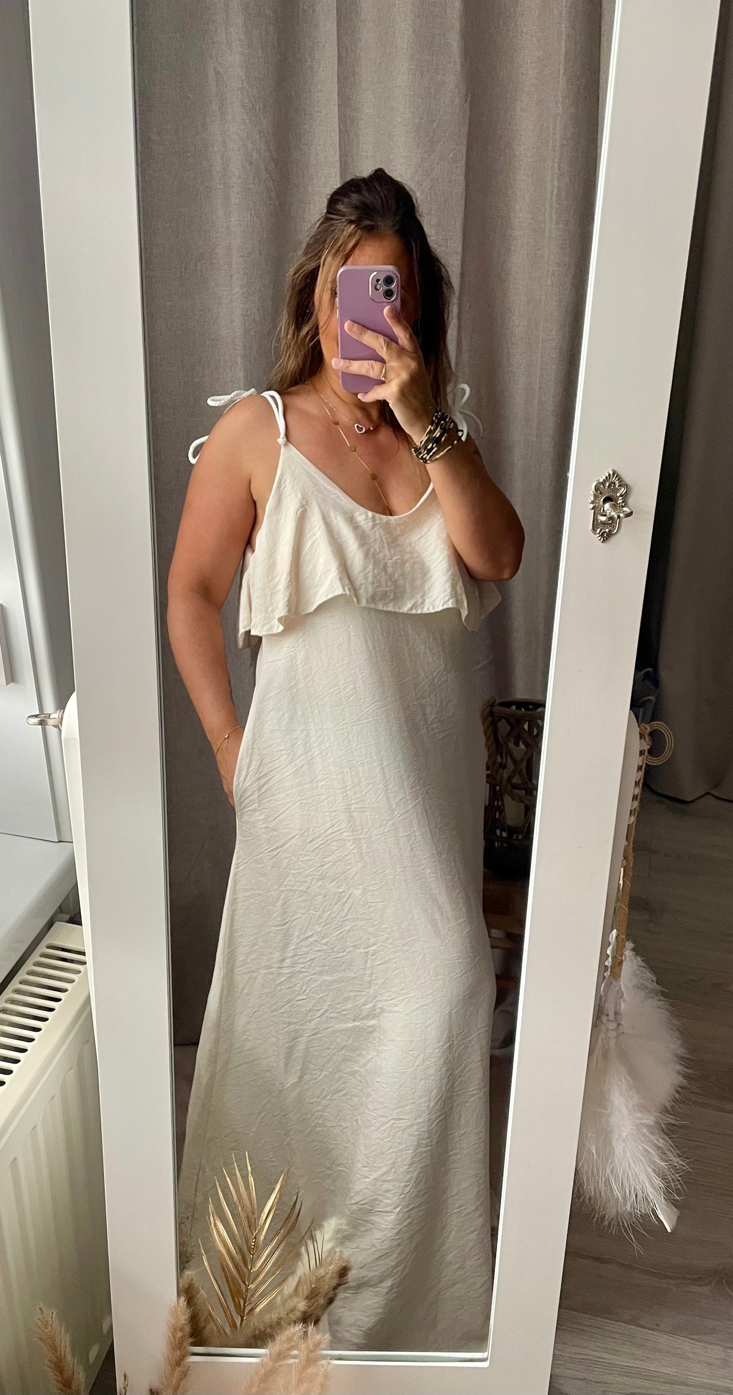 Robe beige maxi fluide à bretelle cordon blanc Cléophée