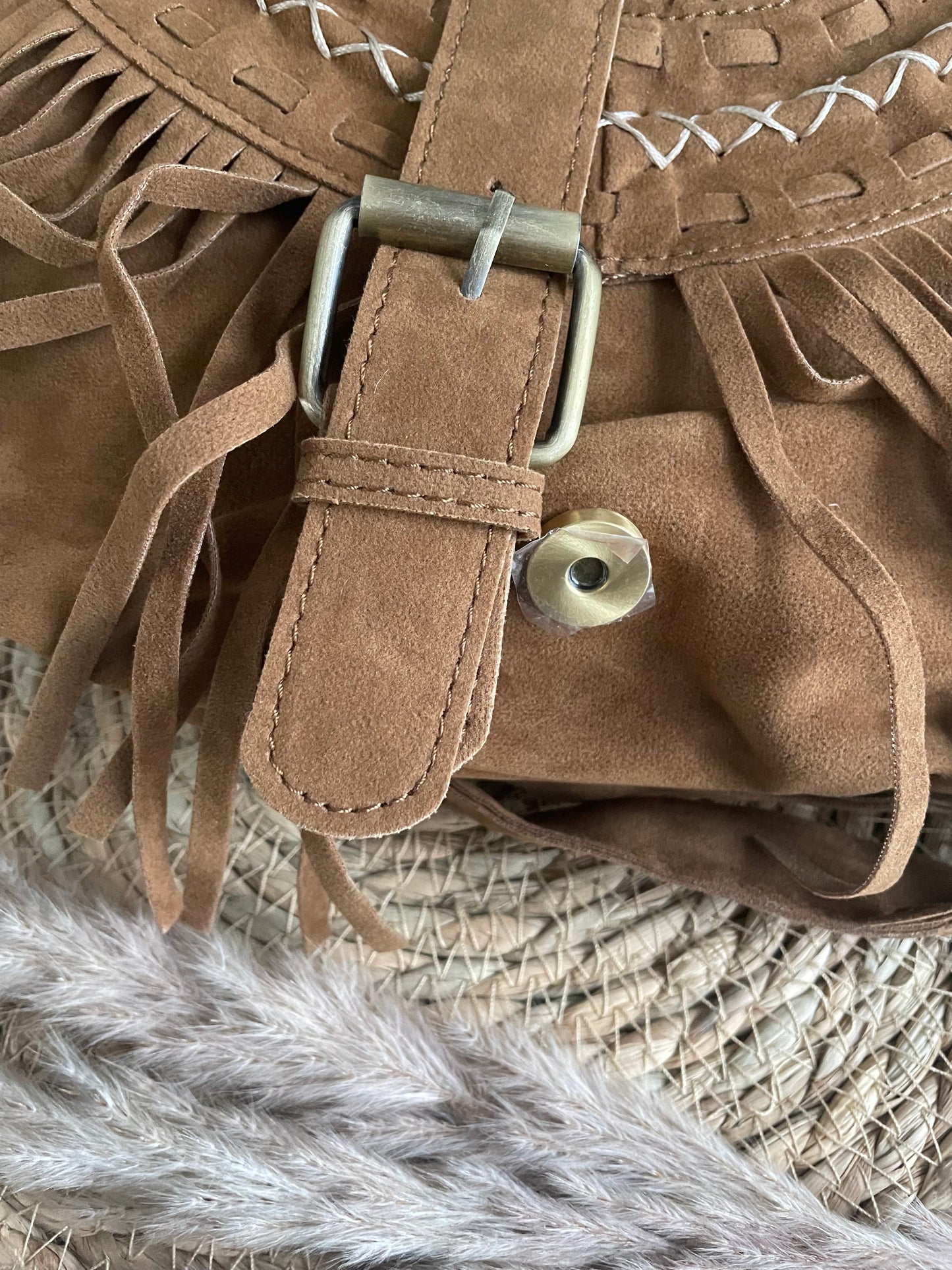 Sac moyen à bandoullière à frange cuir végan style Boho